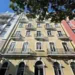 Rent 3 bedroom apartment of 105 m² in Lisbon