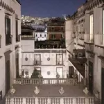 Rent 2 bedroom apartment of 100 m² in Naples