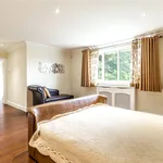 Rent 4 bedroom house in Hertfordshire