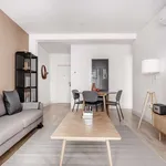 Rent 3 bedroom apartment of 93 m² in barcelona