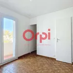 Rent 1 bedroom apartment of 12 m² in Fréjus