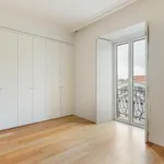 Rent 3 bedroom apartment of 132 m² in Lisbon