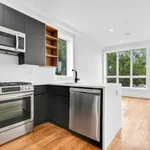 Rent 3 bedroom apartment in Bushwick