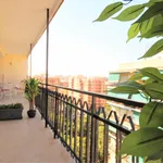 Rent 4 bedroom apartment in Valencia