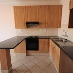 Rent 2 bedroom apartment of 90 m² in Pretoria