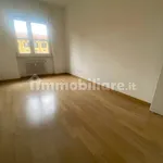 Rent 3 bedroom apartment of 90 m² in Milan