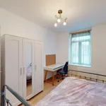 Rent 2 bedroom apartment in Croix