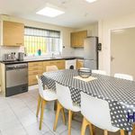 Rent 5 bedroom flat in North West England