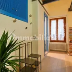 Rent 1 bedroom apartment of 40 m² in Florence