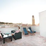 Rent 2 bedroom apartment of 10 m² in Barcelona