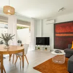 Rent 4 bedroom apartment of 145 m² in Madrid