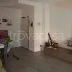 Rent 4 bedroom apartment of 95 m² in Milano