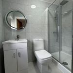 Rent 2 bedroom flat in West Midlands