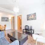 Rent a room of 80 m² in valencia