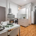 Rent 7 bedroom apartment in Barcelona