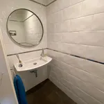 Rent 1 bedroom apartment of 70 m² in León