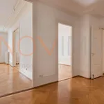 Rent 8 bedroom apartment of 186 m² in Geneva