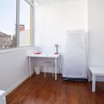 Rent a room in lisbon