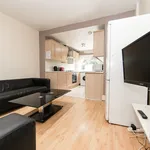 Rent 6 bedroom house in Leeds