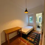 Rent 5 bedroom apartment in Lisbon