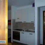 Bilocale arredato con terrazzo La Maddalena