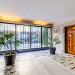 Rent 1 bedroom apartment of 140 m² in Paris