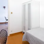 Rent 3 bedroom apartment in Barcelona