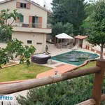 Rent 6 bedroom house of 400 m² in Ancona