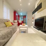 Rent 4 bedroom apartment of 75 m² in Madrid