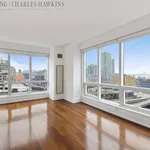 Rent 2 bedroom apartment of 957 m² in Manhattan