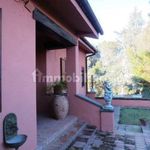 Rent 5 bedroom house of 420 m² in Rome