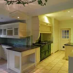 Rent 5 bedroom house in South East England