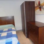 Rent a room in santander