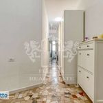 Rent 4 bedroom apartment of 96 m² in Bologna