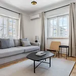 Rent 3 bedroom apartment of 1305 m² in Lisbon