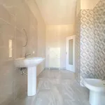 Rent 3 bedroom apartment of 95 m² in Napoli