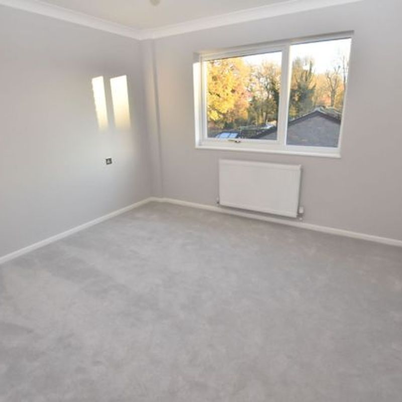 Flat to rent in Loxford Court, Elmbridge Village, Cranleigh, Surrey GU6