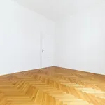 Rent 3 bedroom apartment in Praha 1