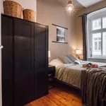 Rent 4 bedroom apartment of 71 m² in Berlin