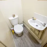 Rent 5 bedroom apartment in West Midlands