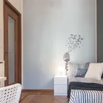 Rent a room in turin