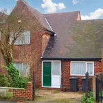 Rent 5 bedroom house in East Midlands