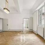 Rent 5 bedroom apartment of 122 m² in Lyon