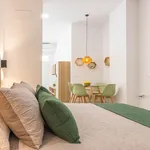 Rent 1 bedroom apartment of 50 m² in Cordoba