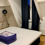 Huur 1 slaapkamer appartement van 66 m² in Den Haag