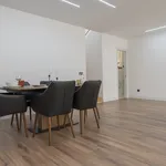 Alquilo 4 dormitorio apartamento de 150 m² en Alcobendas