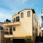 Rent 3 bedroom house of 166 m² in manhattan beach