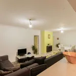 Rent a room of 106 m² in brussels