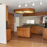 Rent 3 bedroom house of 149 m² in manhattan beach