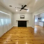 Rent 3 bedroom house in  Wangaratta